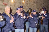 20061204stebarbedhoil021