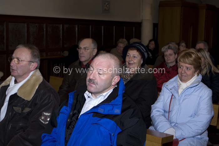 20061204stebarbedhoil038