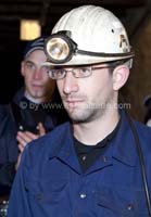 20061204stebarbedhoil065