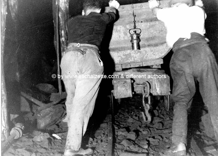 Minieres 1936 04 roulage a main