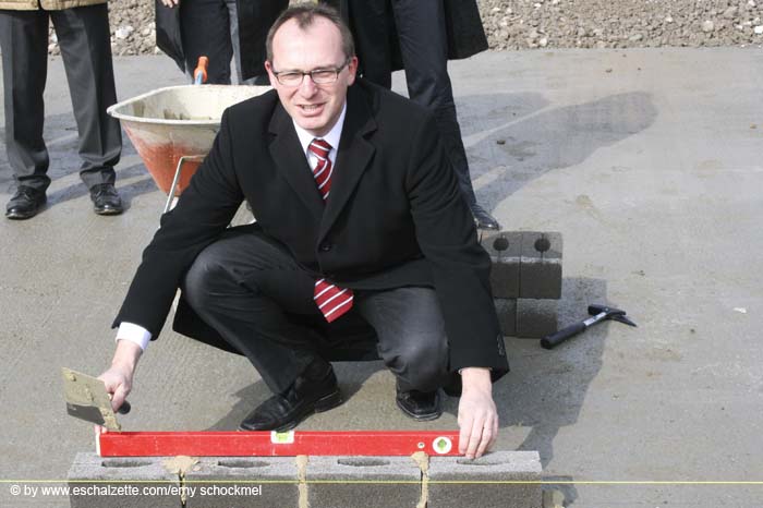 20080408belvalnordposepierre006