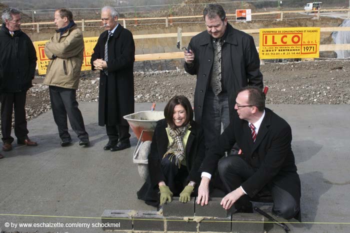 20080408belvalnordposepierre009