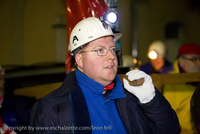 20081206stbarbedhoil002