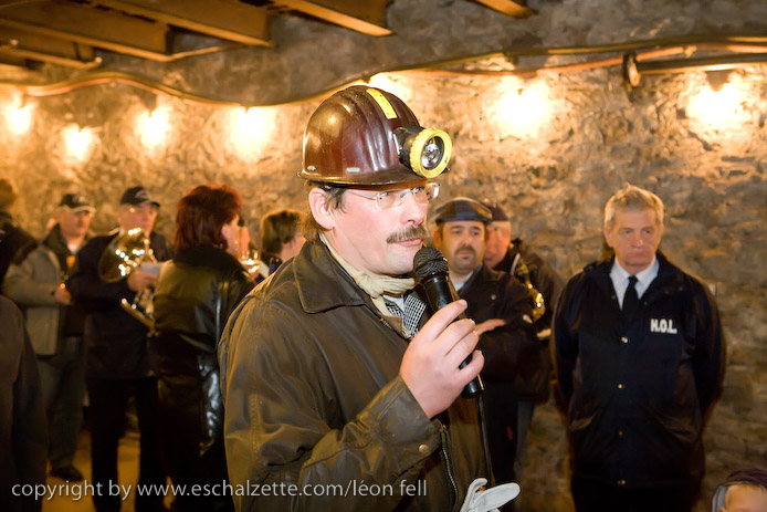 20081206stbarbedhoil036