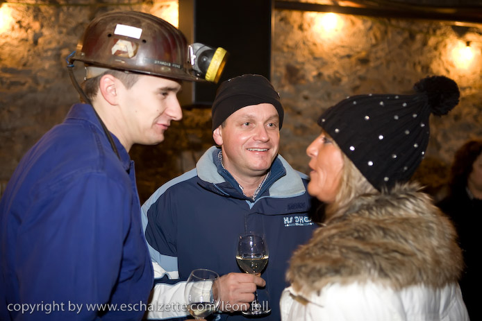 20081206stbarbedhoil051