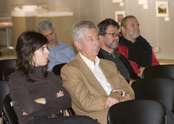 skipcharlesbarthel200610006