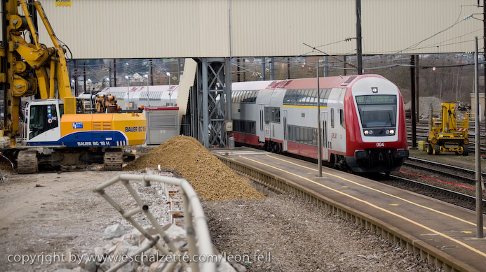 20081120gare_belval_plaza001