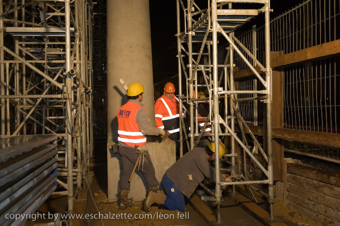 20081120gare_belval_plaza098