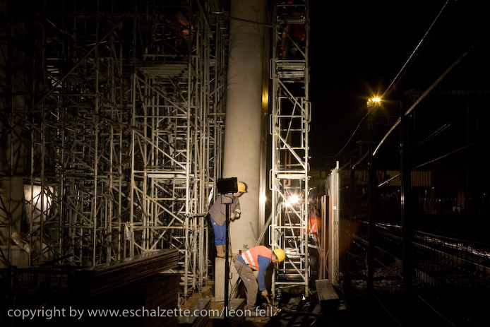 20081120gare_belval_plaza099