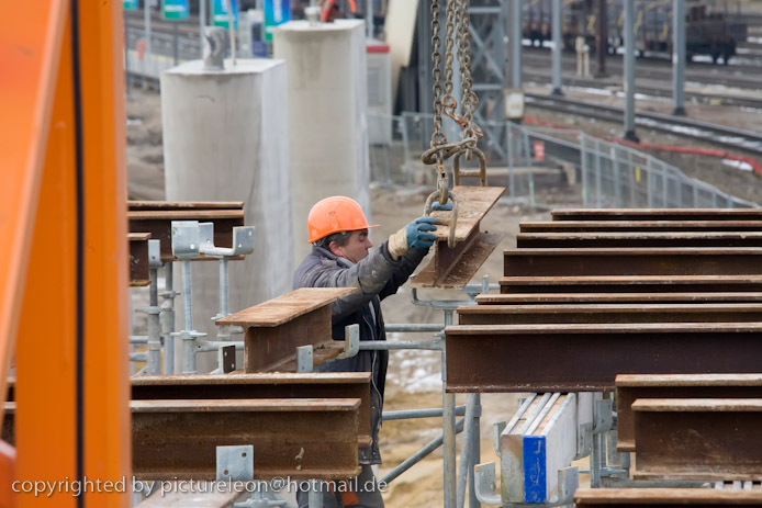 20081220gareplaza018