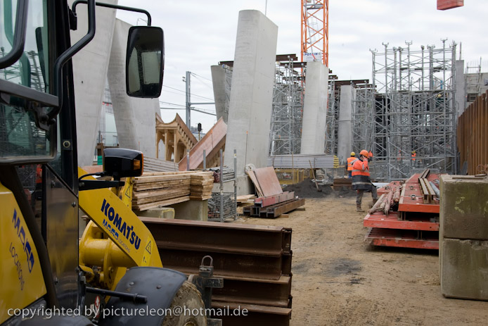 20081220gareplaza024