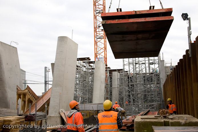 20081220gareplaza028