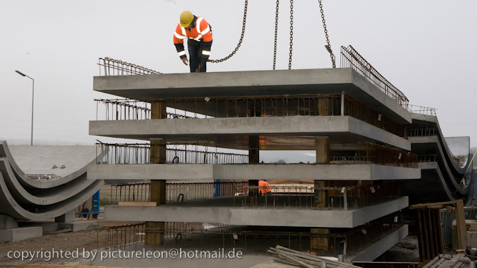 20081220gareplaza046