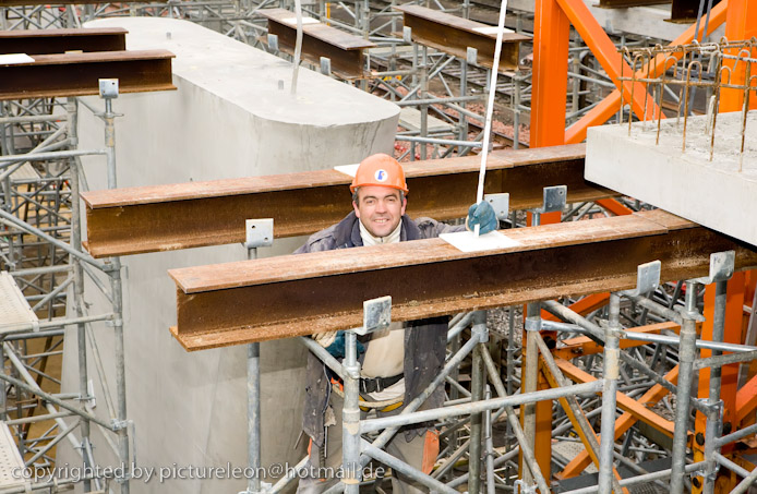 20081220gareplaza054