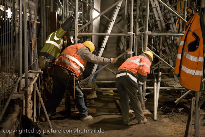 20081220gareplaza067