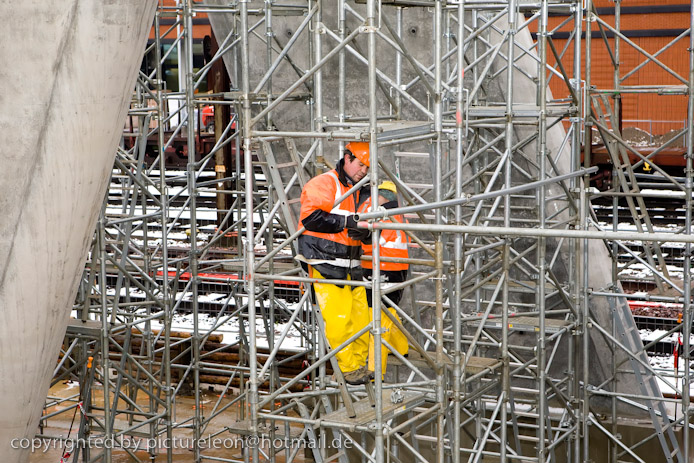 20081220gareplaza077