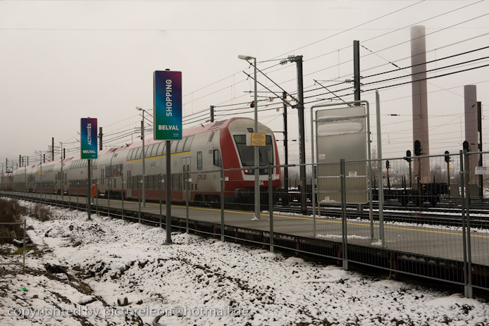 20081220gareplaza082