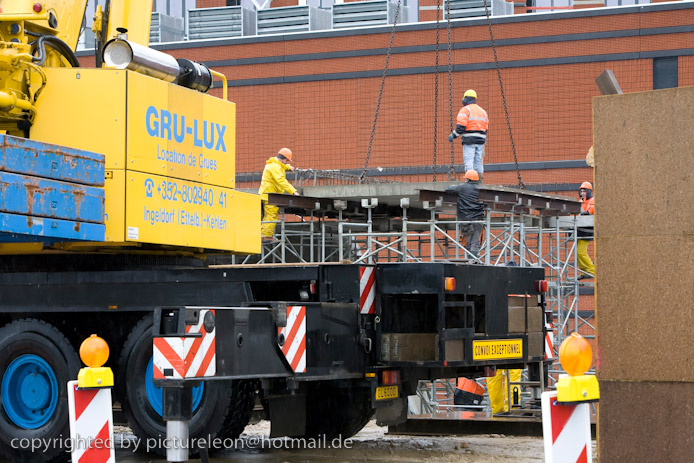 20081220gareplaza085