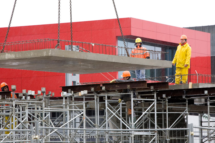 20081220gareplaza087