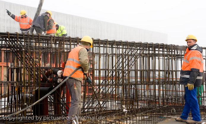 20081220gareplaza088