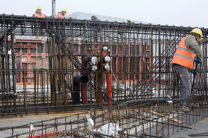 20081220gareplaza089