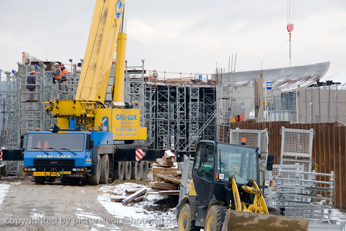 20081220gareplaza101