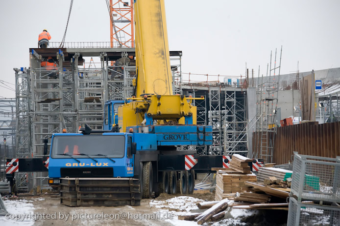 20081220gareplaza109