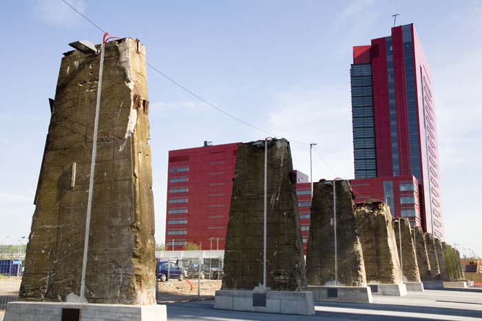 unigoesbelval20070621126