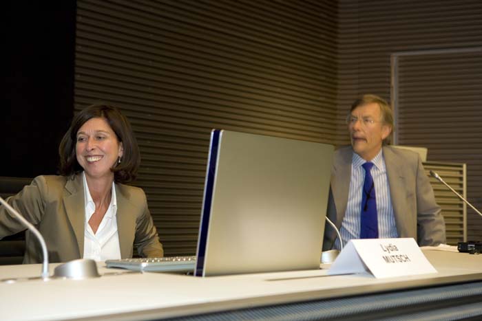 unigoesbelval20070621159