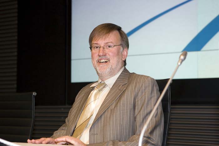 unigoesbelval20070621161