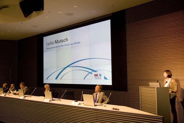 unigoesbelval20070621170