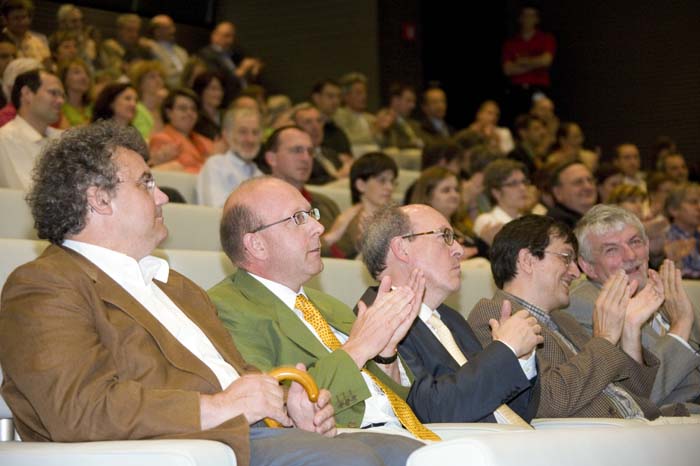 unigoesbelval20070621172