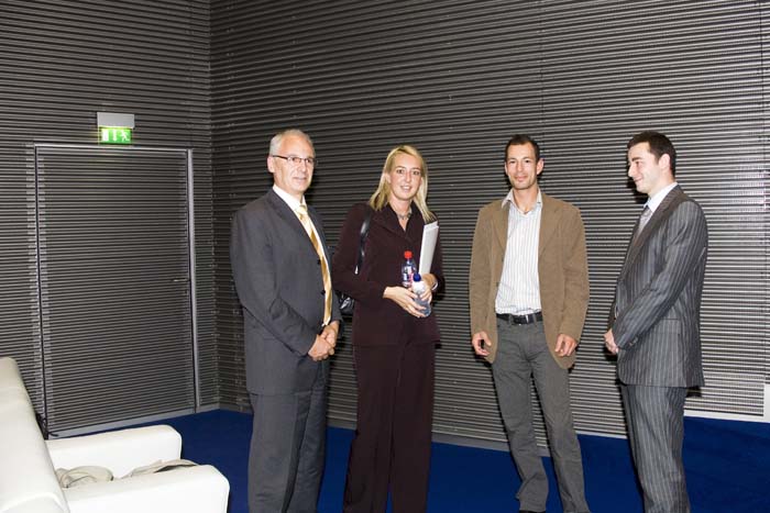 unigoesbelval20070621213