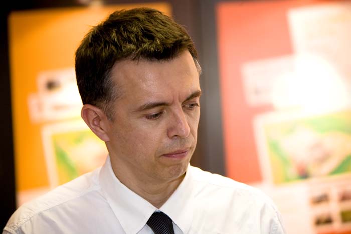 unigoesbelval20070621229