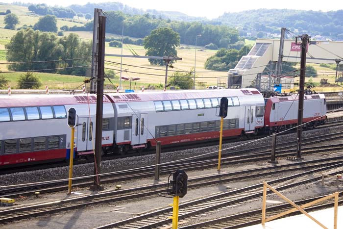 unigoesbelval20070621254