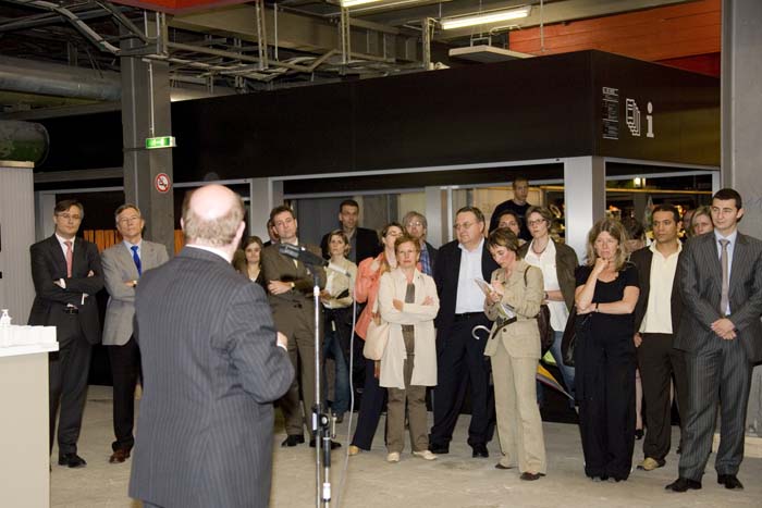 unigoesbelval20070621271