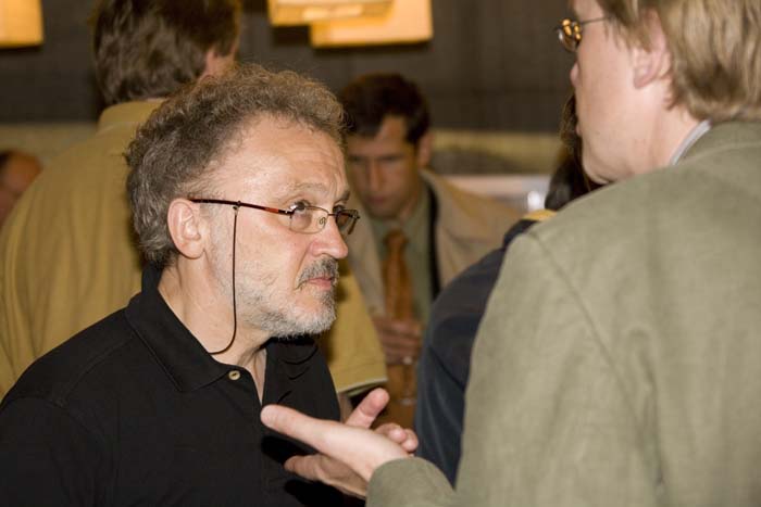 unigoesbelval20070621278