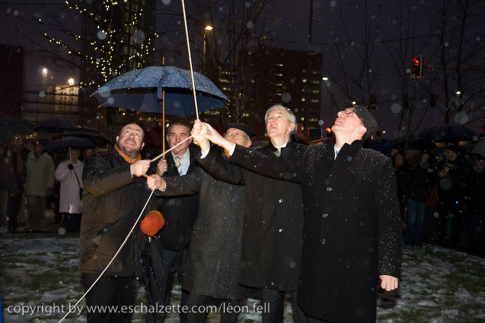 20081203inaugurationstele005