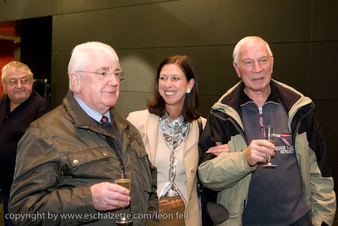 20081203inaugurationstele036